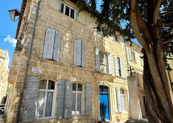 Le Doyenne, Hotel Particulier Centre Ancien De Tarascon