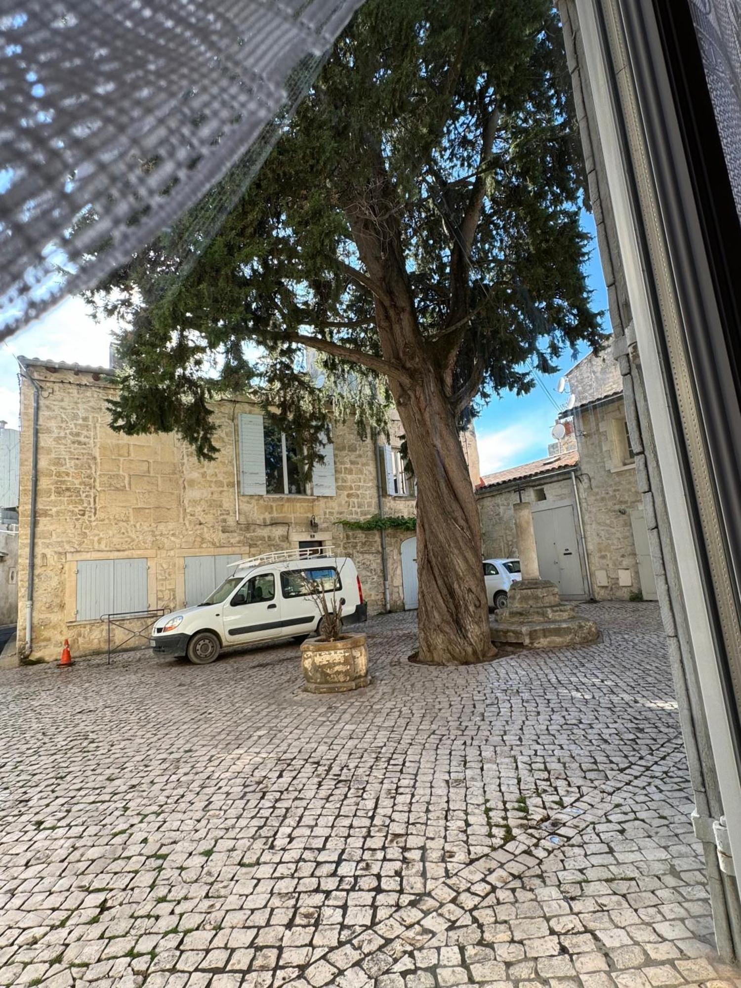 Le Doyenne, Particulier Centre Ancien De *