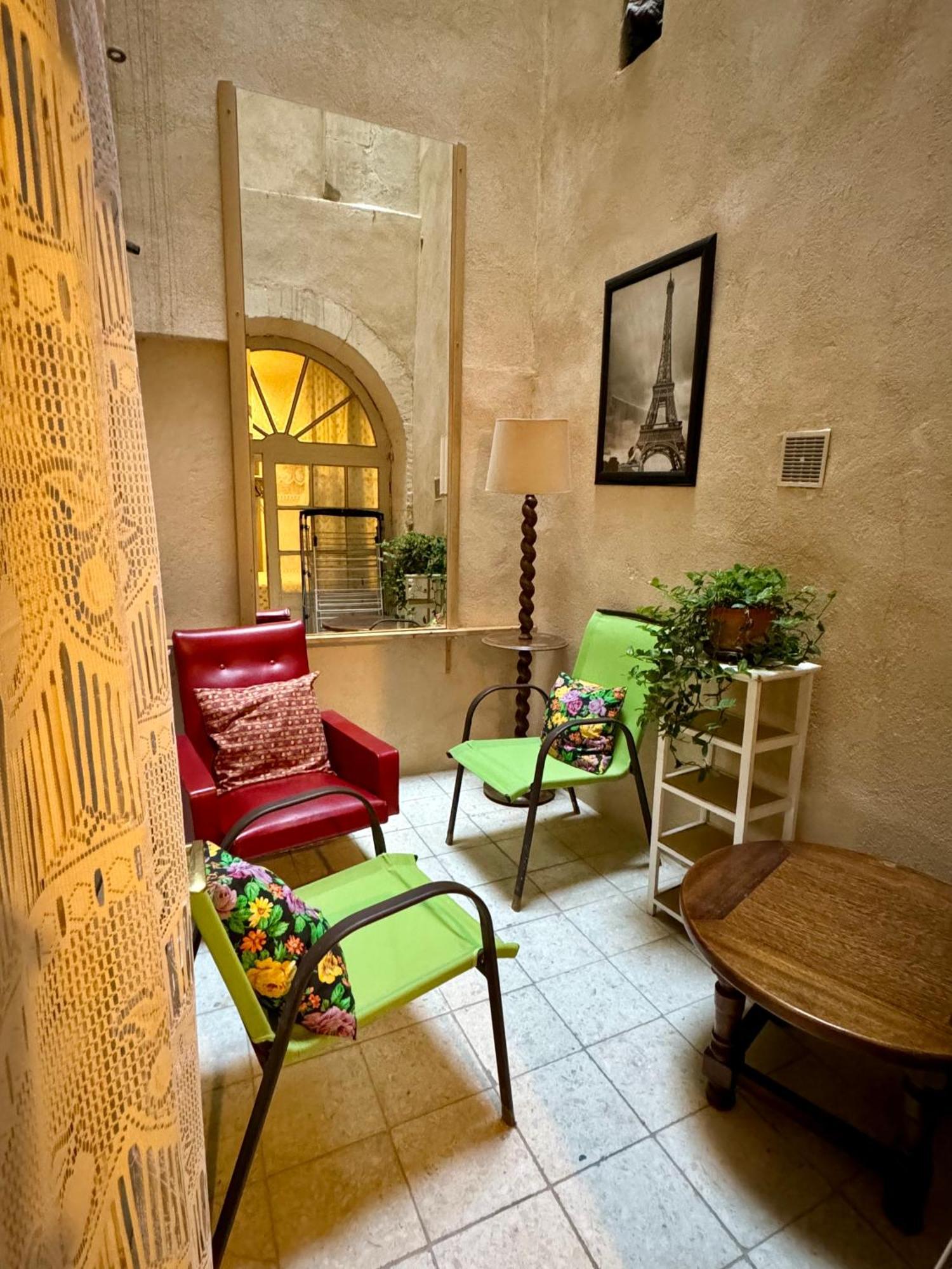 Apartment Le Doyenne, Particulier Centre Ancien De